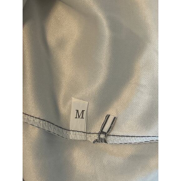 NWOT Adult Hoodie Who's Next Monsters Movie Monsters Size Medium - Picture 3 of 4